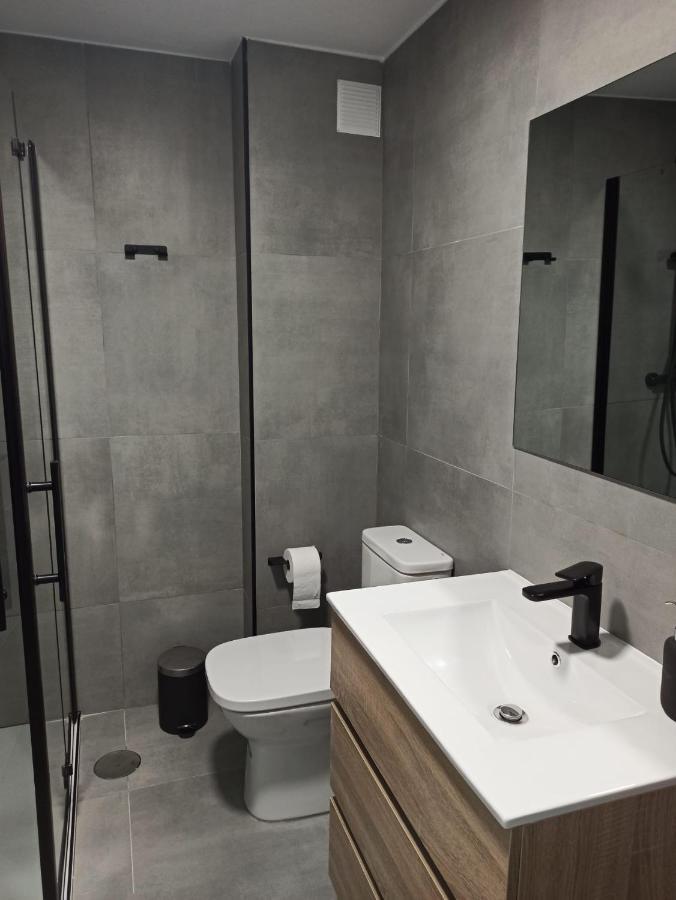 Carihuela Nucleo Cristal Apartment Torremolinos Bagian luar foto